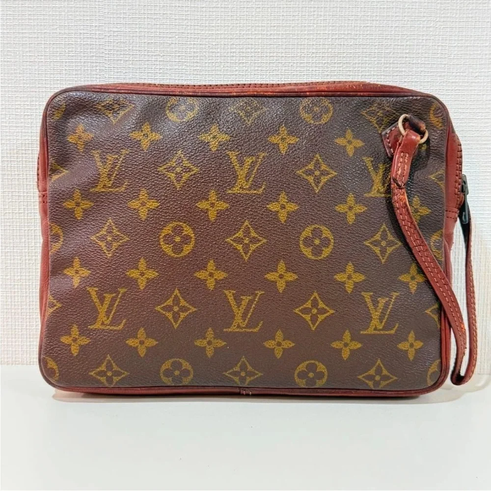 Louis Vuitton Brown and Tan Monogram Clutch - Picture 10 of 11